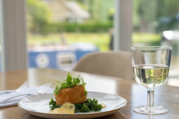 Overnight Stay with Dinner at The Skipton Hotel picture