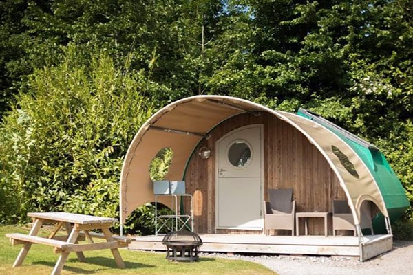 One Night Glamping Break at Old Oaks Touring and Glamping Park