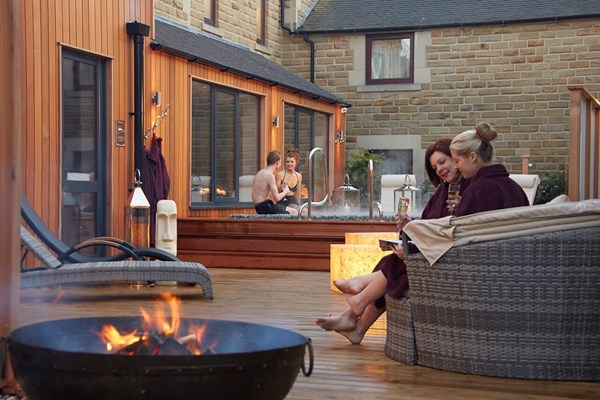 Sparkling Hot Tub Spa Break with Dinner for Two at Three Horseshoes Country Hotel & Spa (Midweek)