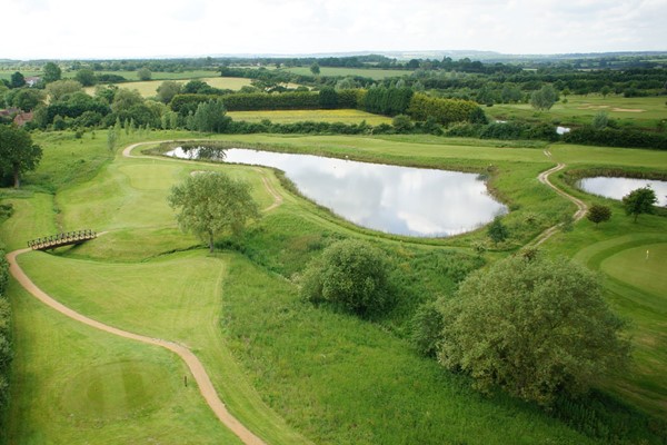 One Night Golf Break with Two Course Dinner for Two at Magnolia Park