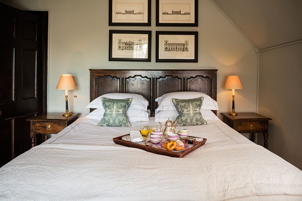 Luxury Overnight Stay with Dinner for Two at Great Fosters Hotel - Special Offer