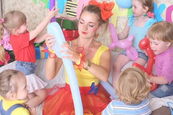 Online Children's Entertainment Diploma Course for One