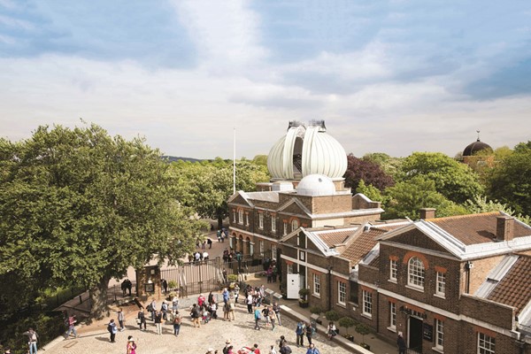 Entry to Royal Observatory in Greenwich with a Glass of Prosecco for Two Adults