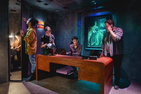 Sherlock: The Official Live Game for Four and a Free Digital Photo picture