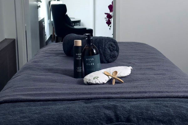 Zen Escape Spa Day with Two Treatments and Lunch for One at Hilton Bankside picture