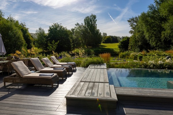 Twilight Experience with Treatment, Cocktail and Deli Board for One at The Spa at Breedon Priory picture