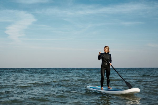 Stand-up Paddle Boarding Experience in Brighton for One with Hatt Adventures