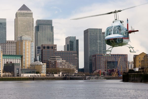 30 Minute Helicopter Tour Over London for Two