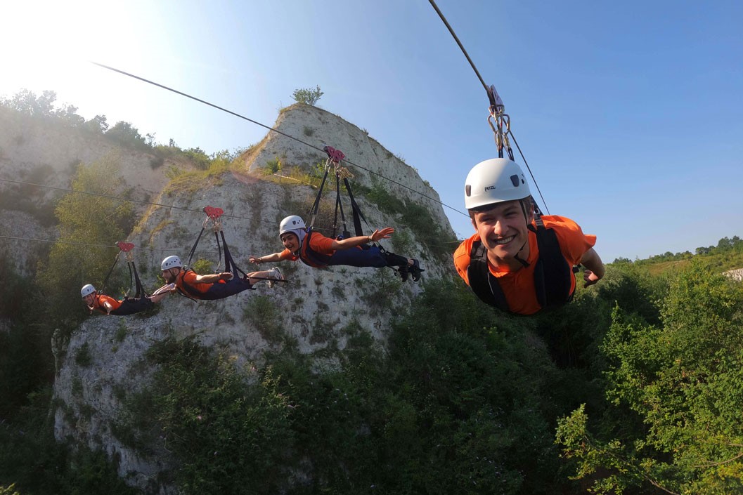 Hangloose at Bluewater - Skywire for One