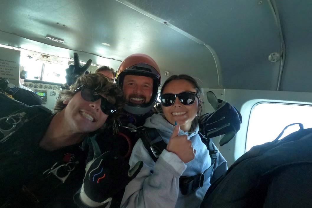 7,000ft Midweek Skydive for One with Skydive South West