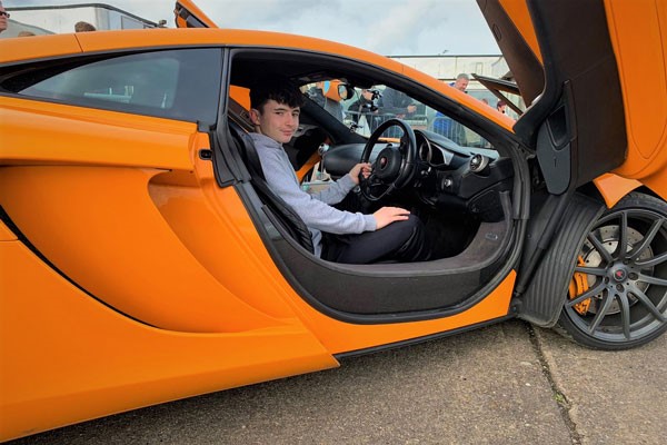 Junior Quadruple Supercar Driving Experience for One