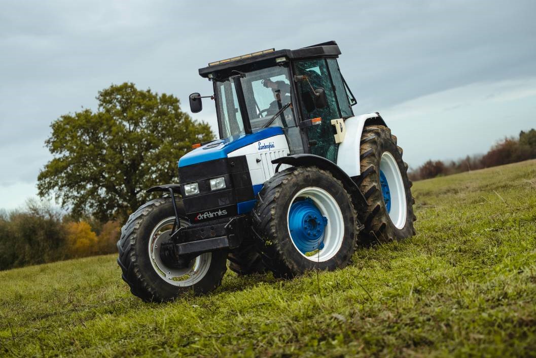 30 Minute Lamborghini Tractor Driving Experience for One with Drift Limits