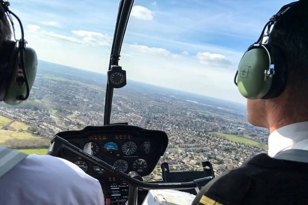 20 Minute Leicester Skyline Tour for One with Helicentre Aviation Academy