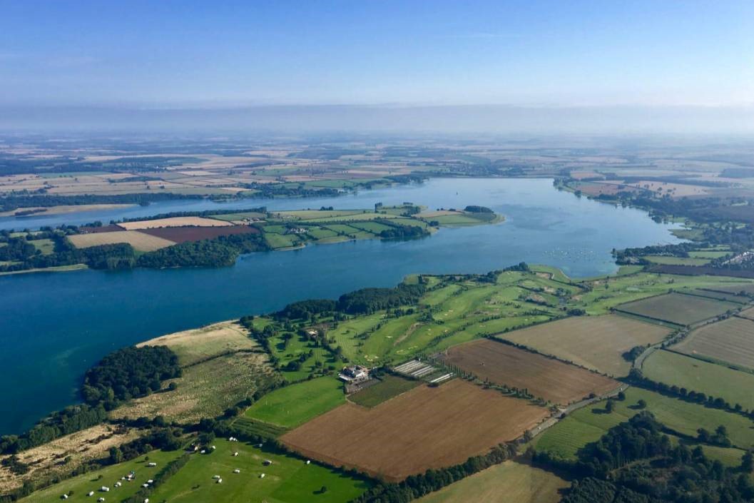 Rutland Water 30 Minute Helicopter Tour for Three with Helicentre Aviation Academy