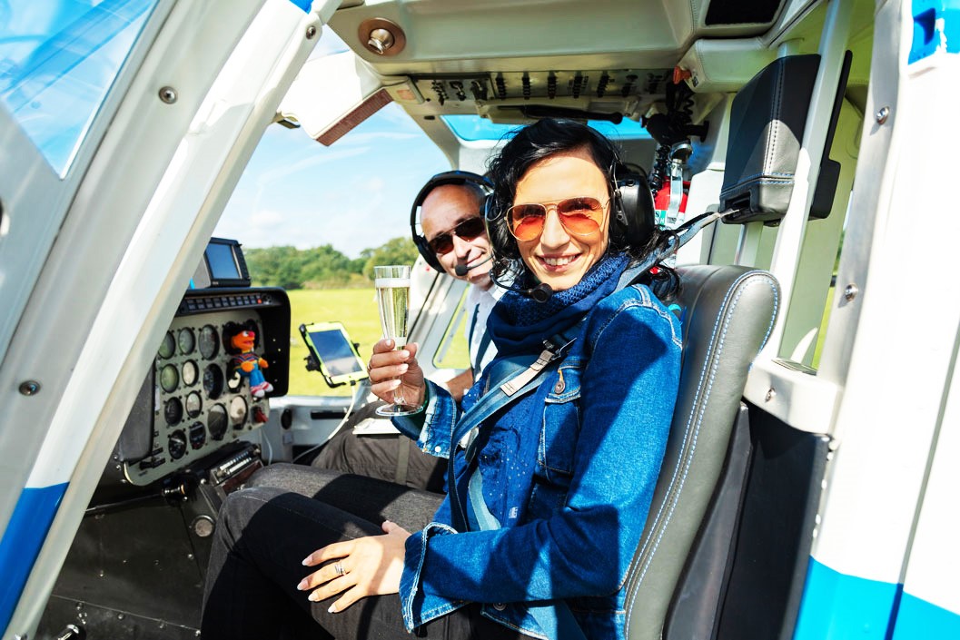 Image of 25 Mile Helicopter Tour with Bubbly for Two