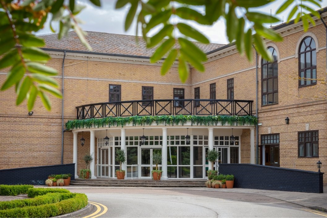 Spa Day with 75 Minutes of Treatments, Lunch and Prosecco at Belton Woods Hotel for Two - Weekdays