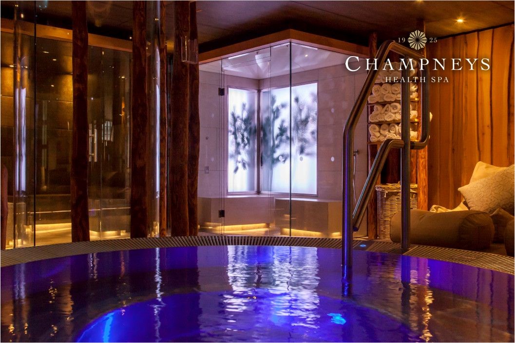Light Twi Spa Access For One With Fizz And Bites At Champneys