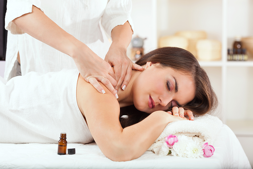 Women's Indulgent Pamper Treatments For One At London Hair And Beauty Clinic