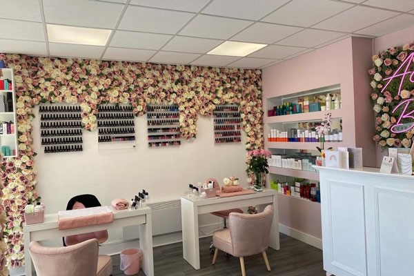 Dark Pamper Treatment For One At Acacia Beauty Rooms