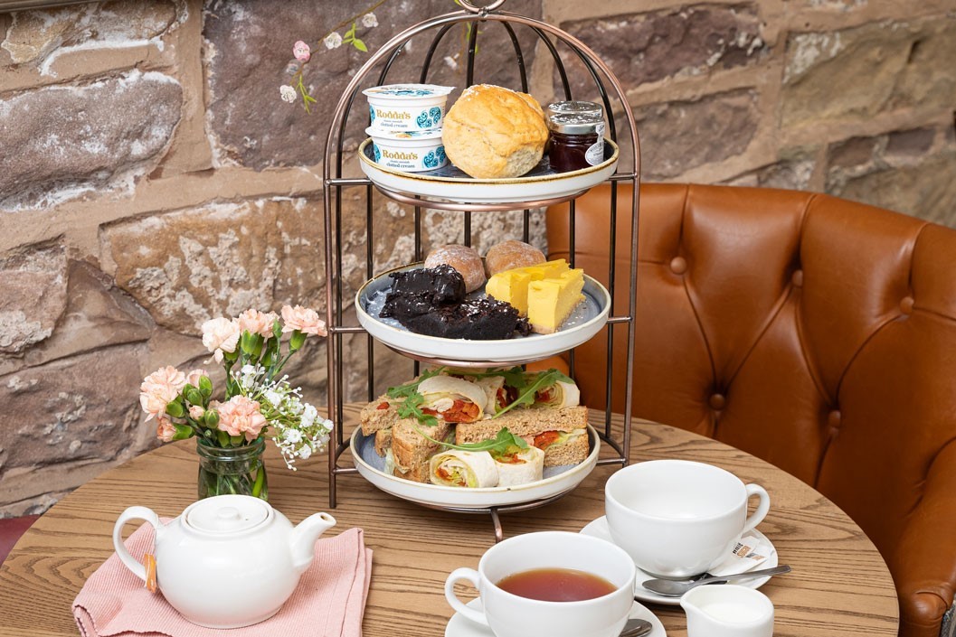Cream Afternoon Tea For Two At A British Pub Or Bar