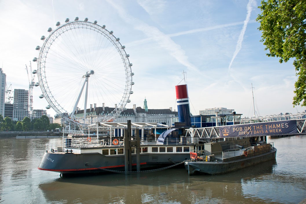 Afternoon Tea On The Thames