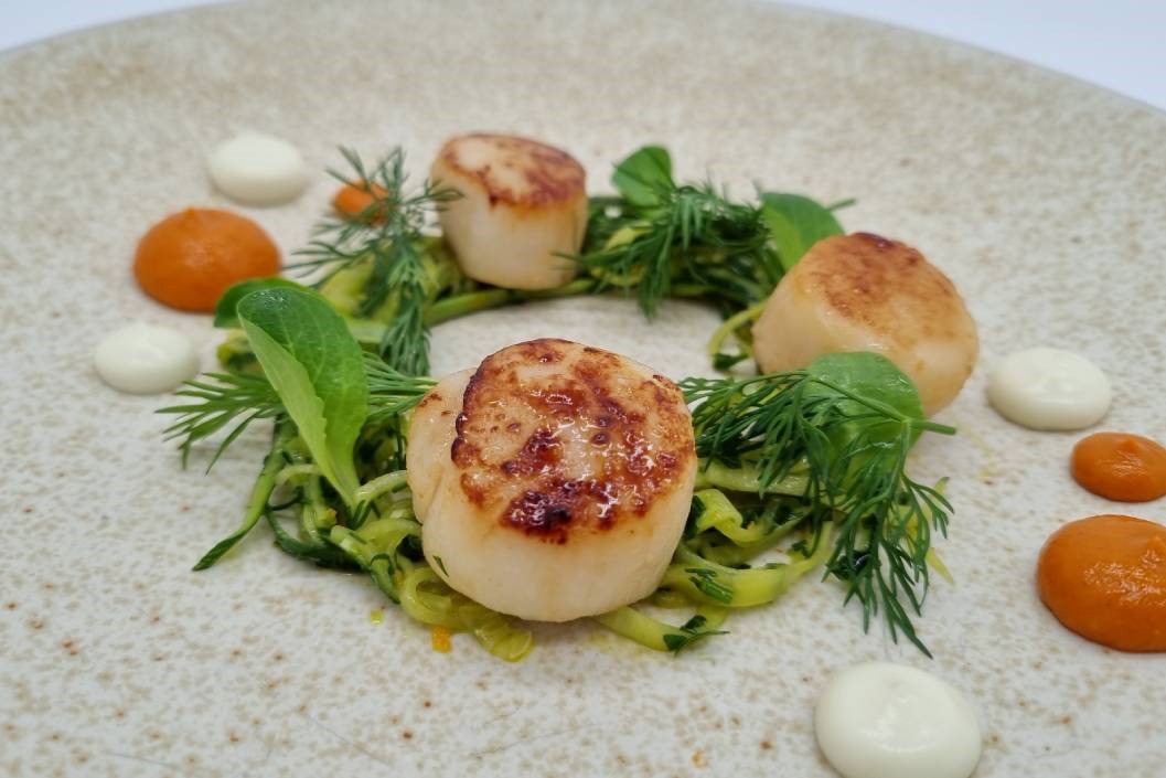 At Home Private Chef Experience for Six People with Dineindulge - Three Course Deluxe Menu