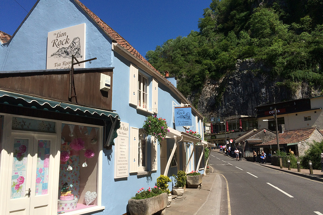 Gold/Cream Afternoon Tea For Two At Lion Rock Tea Rooms