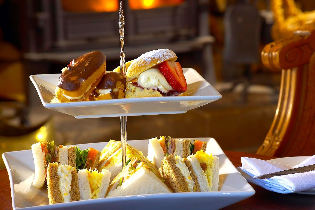 Afternoon Tea with Bubbles for Two at Wroxton House Hotel