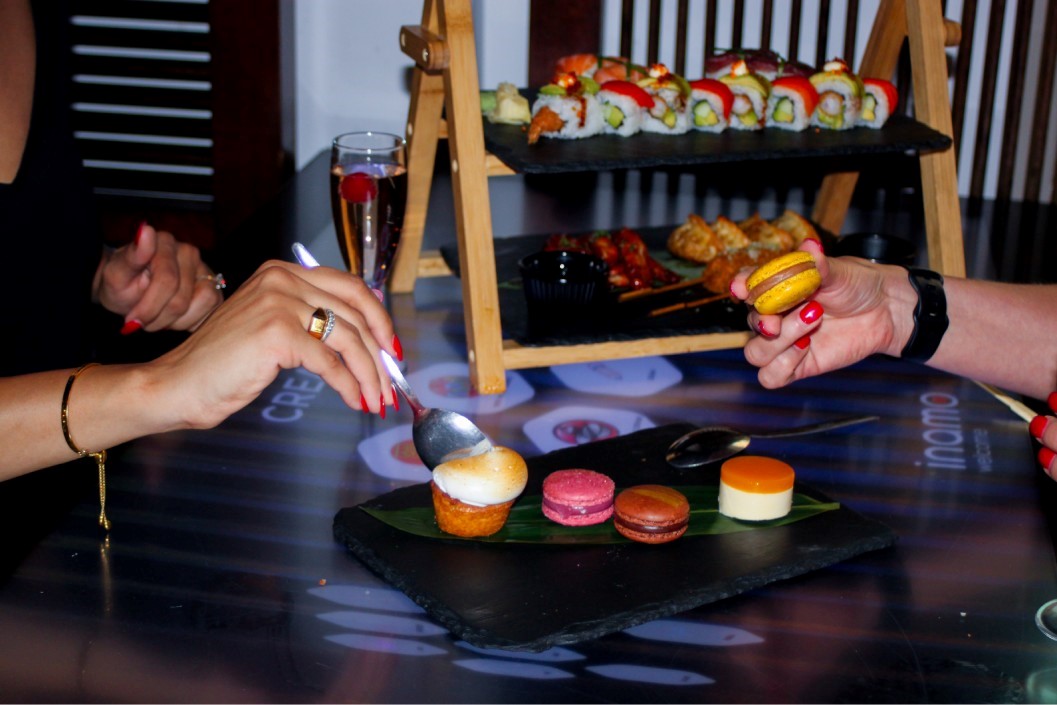 Red Vegetarian Sushi And Asian Tapas Afternoon Tea With Bottomless Bubbles For Two At Inamo
