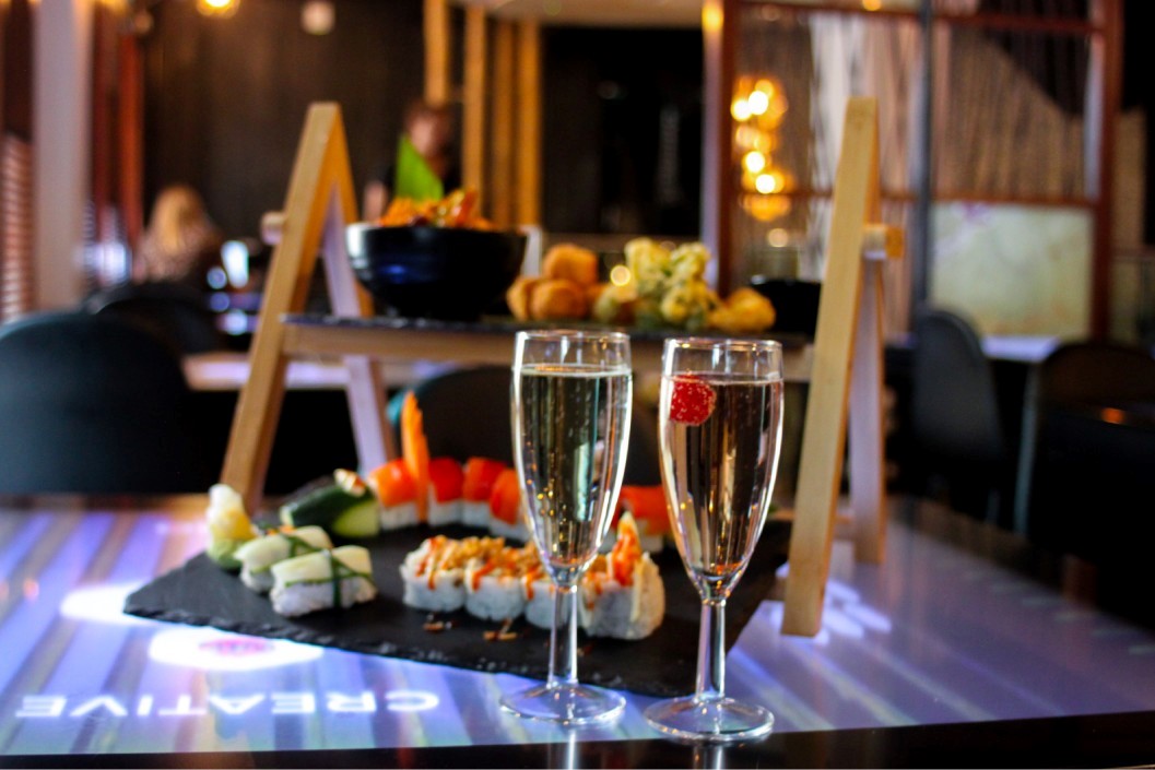 Red Vegetarian Sushi And Asian Tapas Afternoon Tea For Two At Inamo