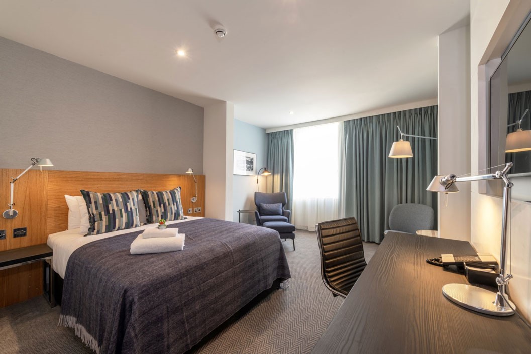 One Night Stay for Two with Fizz at Apex City of Edinburgh Hotel