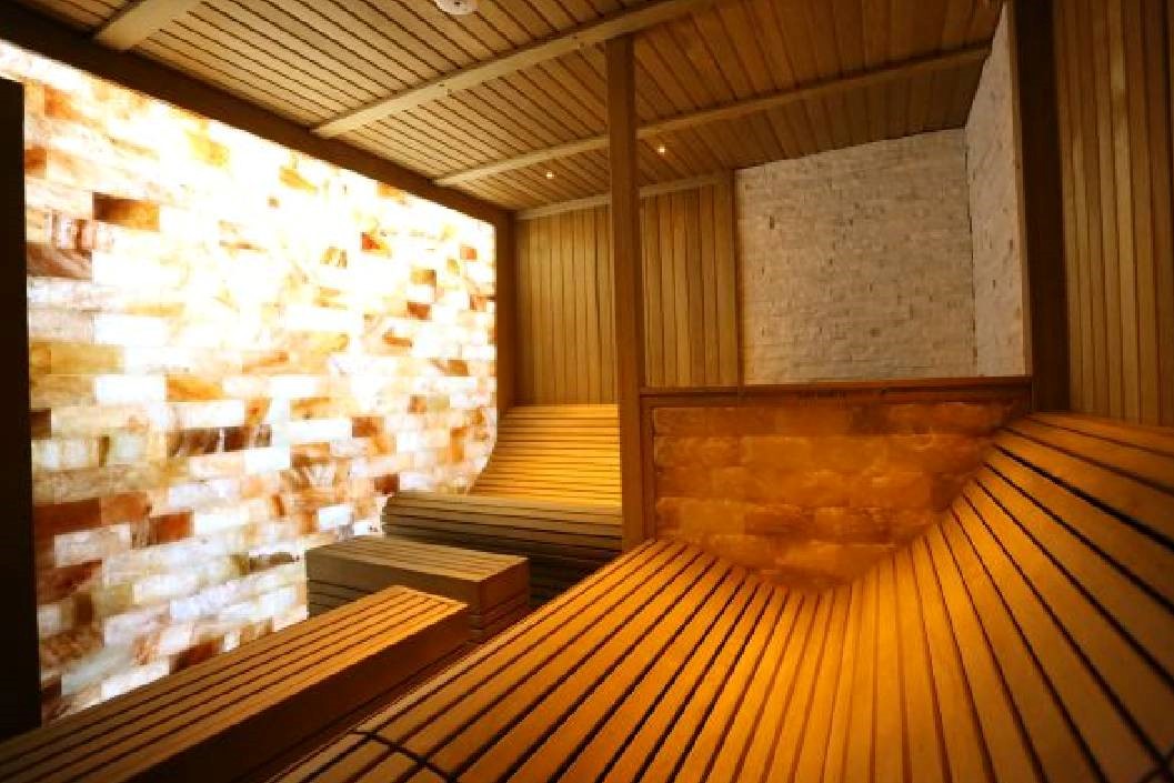 Overnight Weekend Spa Break with 50 Minute Treatment, Lunch and Dinner for Two at Whittlebury Park