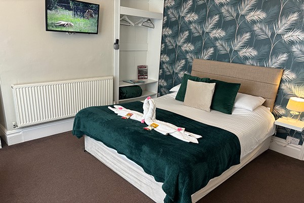 Golden One Night Stay For Two With Breakfast At Calm Sea Guesthouse