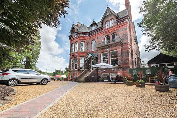 One Night Escape for Two at Sefton Park Hotel
