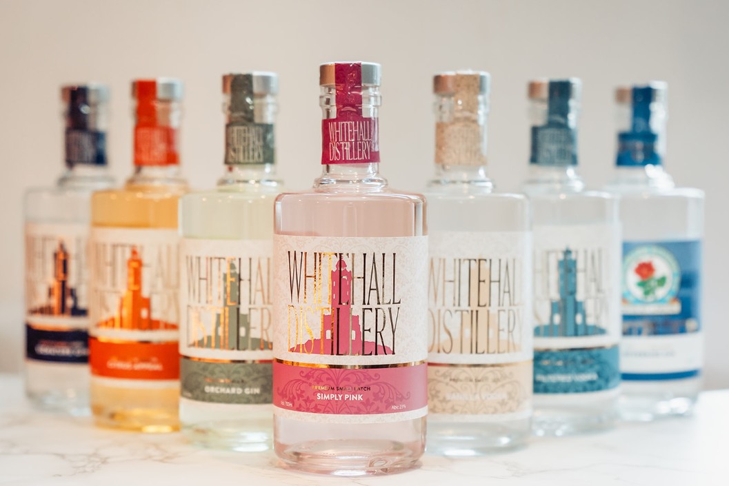 Gin Making Experience for Two at Springbank Manor and Distillery