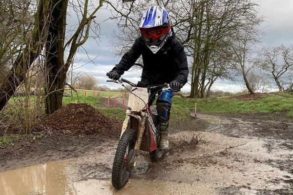 60 Minute One to One Electric Biking Session