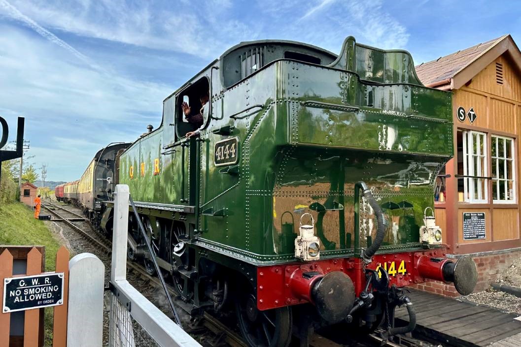 Chiltern Hills Steam Train Experience for Two with Adventure001