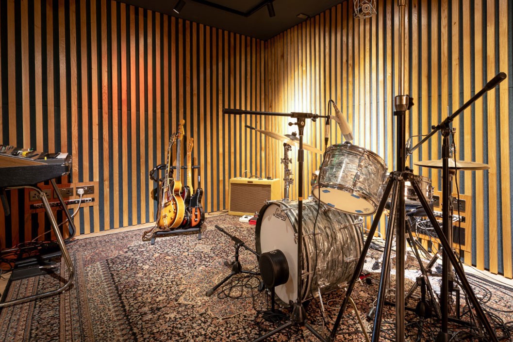 The Studio Introduction: Half Day Recording Session for One at The Session Club
