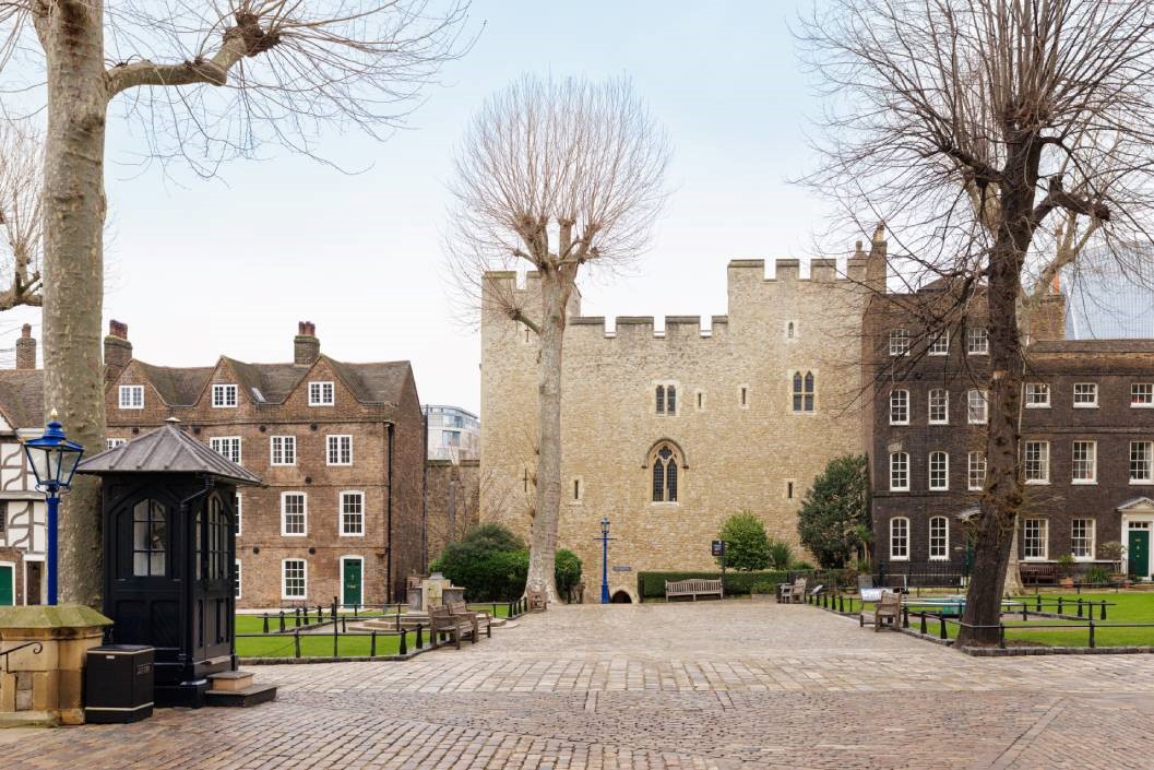 Tower of London Entry and Two Course Meal for Two at The Shakedown Restaurant