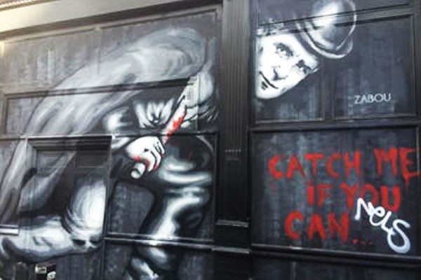 Walking Ghost Tour of London for Three People