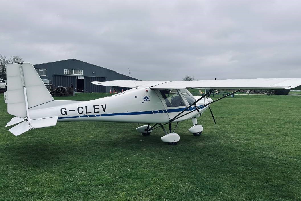 First Flight 30 Minute Microlight Trial for One Over Wiltshire with Fun Flying