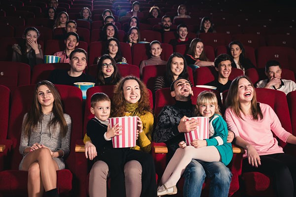 Cineworld Cinema Tickets for Two Adults and Two Children with Munchbox Meals