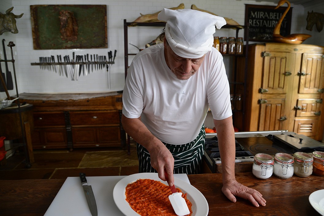 White Bbc Maestro Delicious Food Cooked Simply Online Course With Marco Pierre