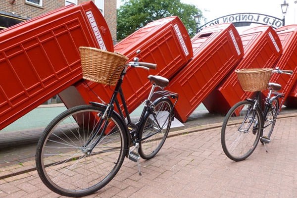 Hampton Court Palace Bike Tour for One with Coddiwomple Tours