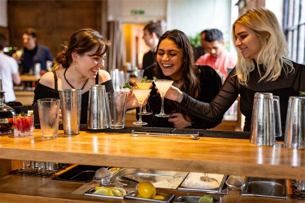 Light Cocktail Class For One With Mixology Events
