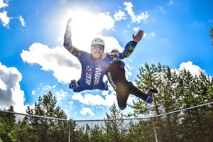 Hangloose at Bluewater - Skydive for One Image 4