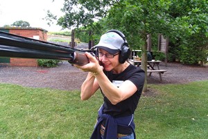 Clay Pigeon Shooting Skills Course in Bedfordshire Image 5