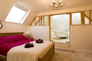 Two Night Luxury Cottage Stay for Two Image 2