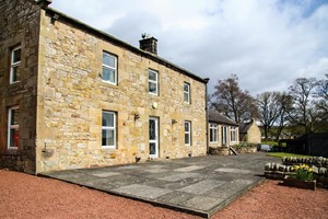 Two Night Stay at Yellow House Bed and Breakfast picture