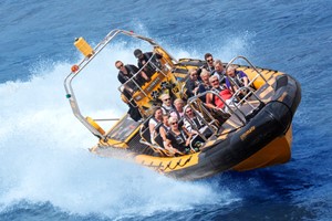 River Thames Extended High Speed Boat Ride for Two Image 2